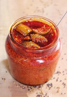 আম টেঙাৰ আচাৰ (Mango sour pickle recipe)