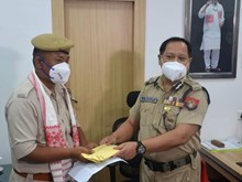 অৱশেষত ঘোষনা কৰিলে ভাল খৱৰটো! সাহসিকতা আৰু কর্তব্যনিষ্ঠাৰ বাবে বৰছিং বেক অসম আৰক্ষীৰ কনিষ্টবল হিচাপে নিযুক্তি 