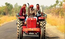 কৃষি যন্ত্ৰ আৰু সঁজুলি ক্ৰয়ৰ বাবে কৃষকসকলক 50% লৈকে ৰাজসাহায্য  কৃষি যন্ত্ৰ আৰু সঁজুলি ক্ৰয়ৰ বাবে কৃষকসকলক 50% লৈকে ৰাজসাহায্য