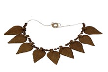 গোবৰ ব্যৱহাৰ কৰি গহনা তৈয়াৰ, আত্মনিৰ্ভৰশীল প্ৰেমলতা!