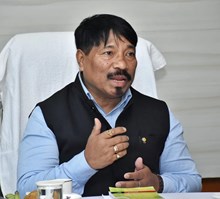 গোলাঘাট জিলাৰ প্ৰগতিশীল কৃষকৰ তালিকা প্ৰস্তুতৰ নিৰ্দেশ অতুল বৰাৰ