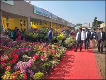 কৃষিমন্ত্ৰী অতুল বৰাই  পৰিদৰ্শন কৰা আন্তৰ্জাতিক কৃষি-উদ্যানশস্য মেলাৰ  কেইখনমান আলোকচিত্ৰ