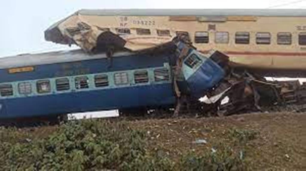 Guwahati Bikaner Rail derailed in bengal