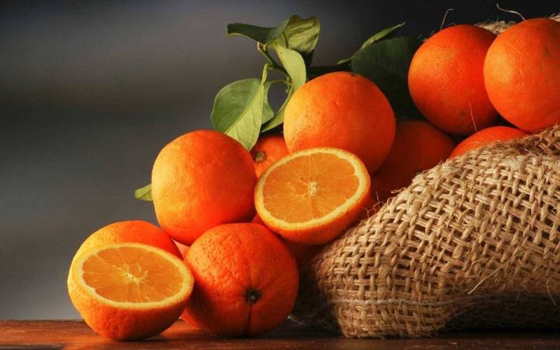 Tangerine Vs. Orange