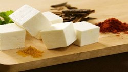 Health Benefit of Paneer