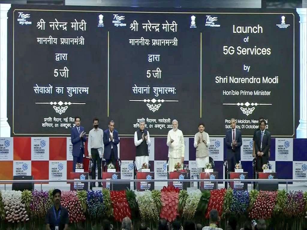 PM Modi Launches 5G Services in India