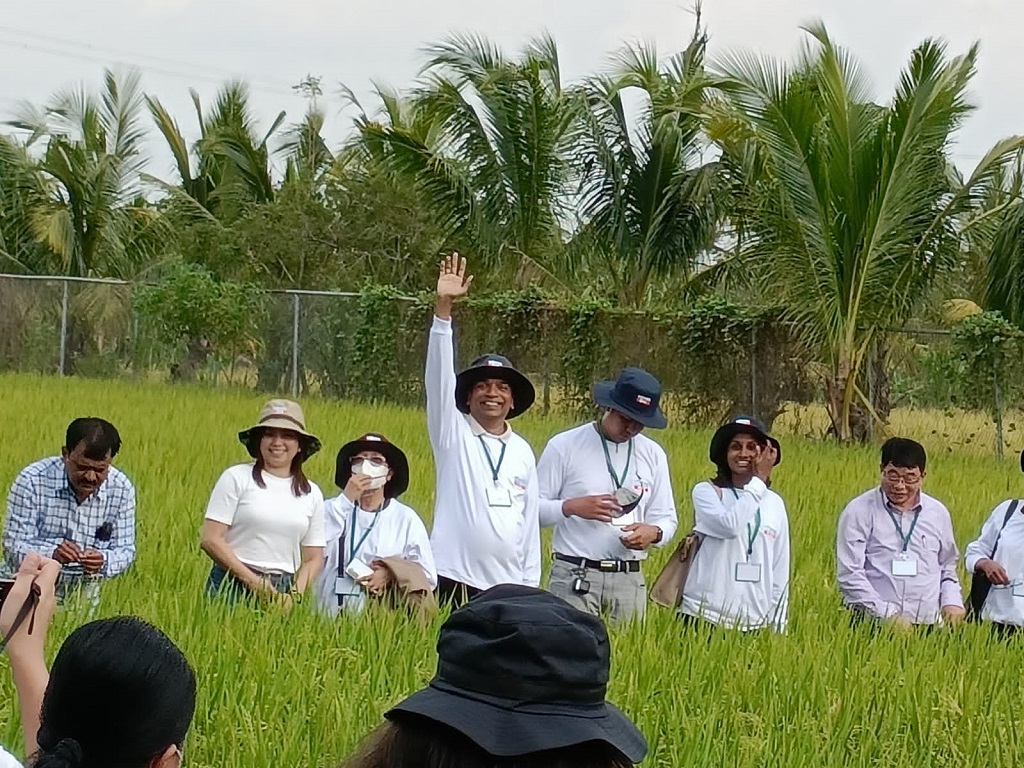 M C Dominic, Editor-in-Chief, Krishi Jagran with other participants Asia visits the Future Rice Farm