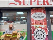 বিদেশৰ বজাৰত অসমৰ কৃষকৰ কষ্টৰ ফচলৰ কেইখনমান আলোকচিত্ৰ