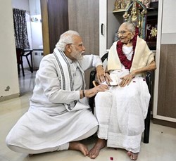 Heeraben Mody passes away at the age of 100