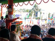 মন্ত্ৰী পীযুষ হাজৰিকাক ‘অতি ভক্তি চুৰৰ লক্ষণ’ বুলি কটাক্ষ বিধায়ক অখিল গগৈৰ