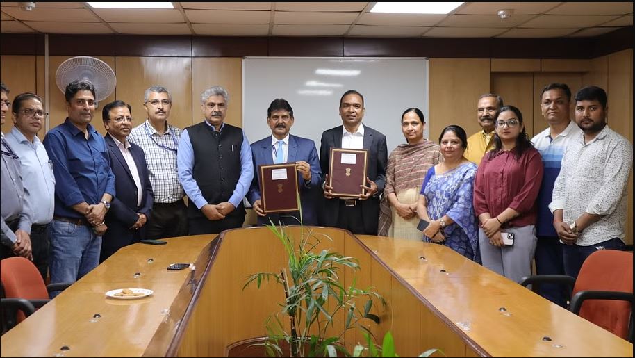 ICAR signed an MoU with Krishi Jagran for the growth of Indian Agriculture & farmers welfare